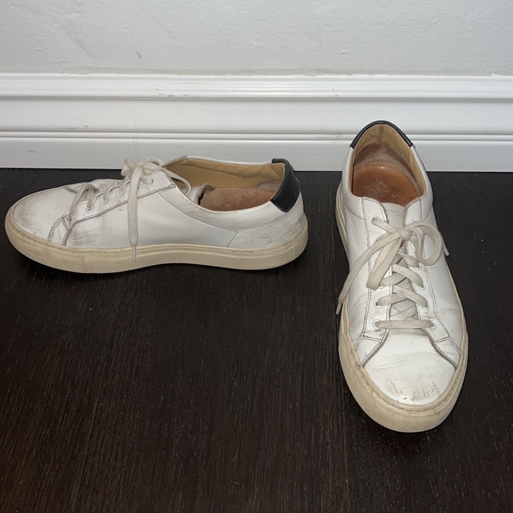 Common Project Sneakers - Picture 2 of 5